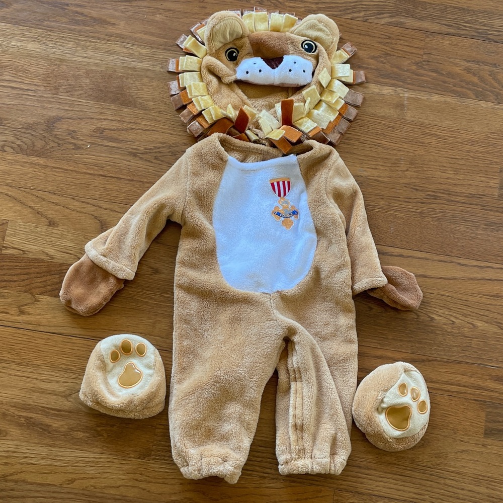 Wizard of Oz Cowardly Lion baby costume 6-12 month